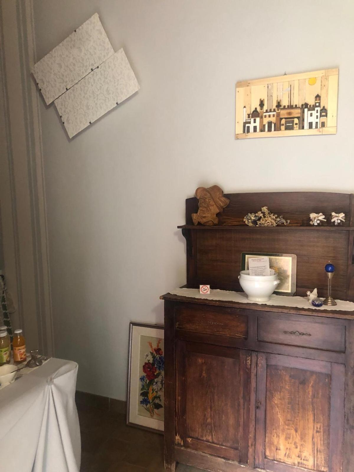 ソンマ・ロンバルド A Due Passi Dal Castello Bed & Breakfast エクステリア 写真